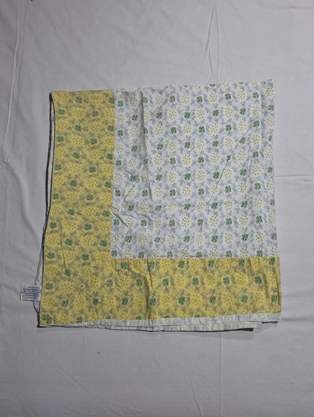 Vintage April Cornell Yellow White Ditsy Floral French Provincial Tablecloth